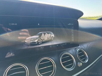 Mercedes Benz E 220 D 4MATIC, 2019, TOP výbava, DPH - 10