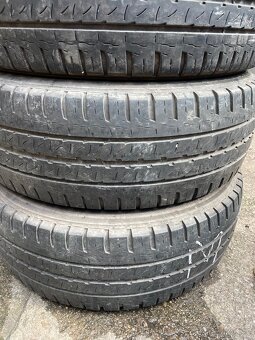 Letní pneu 215/60/16C - 10
