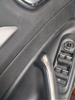Prodam Ford Mondeo mk4 2.0Tdci automatická převodovka - 10