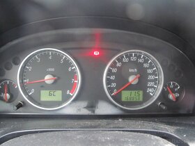 Ford Mondeo 1,8 16V 81kW Zetec , r.v. 2001 - náhradní díly - 10