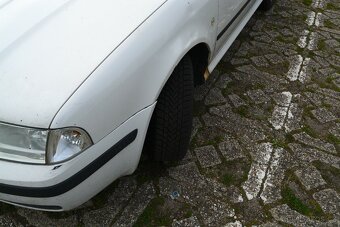 NEPOJIZDNÉ Škoda Octavia I Tour 1.6 benzín 75 KW - 10