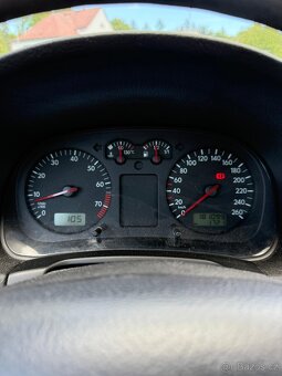 Volkswagen golf 1.6i Variant r.v. 2002 - 10