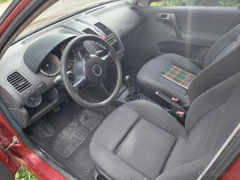 Volkswagen Polo 1.4 16V (6N2), 55 kW – rok 2001 - 10