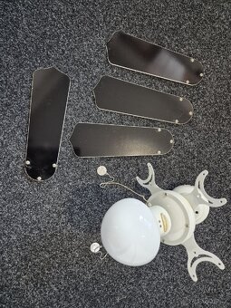 Stropní ventilátor se světlem - 10