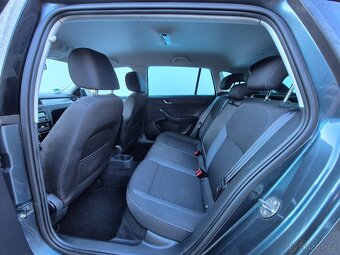 ŠKODA Rapid 1.2TSI 77kW Spaceback Ambition - 10