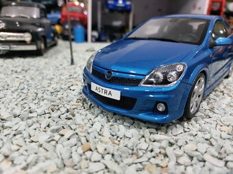 model auta Opel Astra H OPC 2006 Otto mobile 1:18 - 10