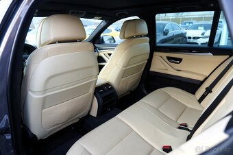 BMW 530d xDrive Touring Luxury - 10