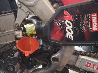 Honda CRF 450R, r.v. 2017, kola 21, 18. - 10