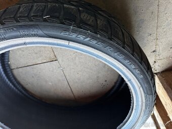 Pirelli Sottozero 3 - 235/35R19 - 2ks na dojetí - 10