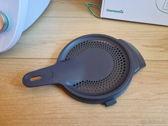 Prodám Thermomix TM6 - 10
