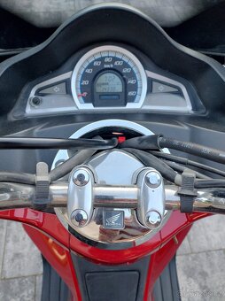 Honda PCX 125 2016 - 10