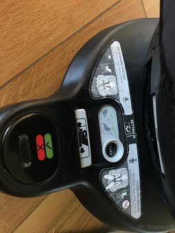 Otočná autosedačka Joie i-spin 360 e + novorozenecká vložka - 10