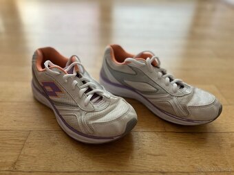 Dívčí boty vel. 36 - 10