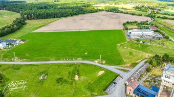 Prodej krásného pozemku o výměře 912m2 - Vysoká Pec u Bohutí - 10