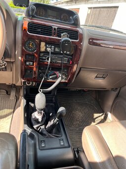 Toyota Land Cruiser - 10