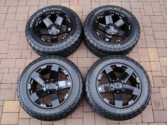 18" 6x139,7 = KMC XD ROCKSTAR + 255/60R18 M/T OFFROAD - 10