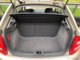 Škoda Fabia 1.2HTP po důchodkyni - 10