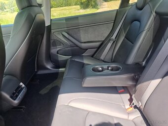 Tesla 3 Performance pronájem - 10