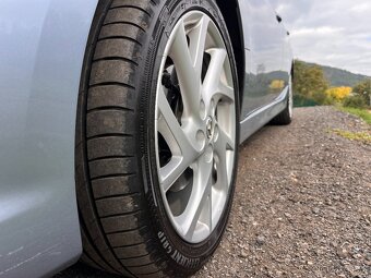 MAZDA 6 2.5 SPORT,1MAJ,SERVIS MAZDA,BOSE,XENON,ALU18,KRÁSNÁ - 10