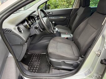 Peugeot 5008, 2010, 1,6HDi 80kW, ČR, Premium - 10