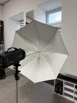 Výprodej vybavení z ateliéru - 10