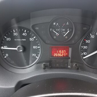 CITROEN JUMPY 2.0HDI LONG L2 6 MÍST R.V.2014 - 10