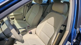 AUDI A4 - 2,0i - benzin - 96kw (2006) - 10