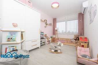 Prodej rodinného domu 5+kk o podlahové ploše 146 m², Benátky - 10