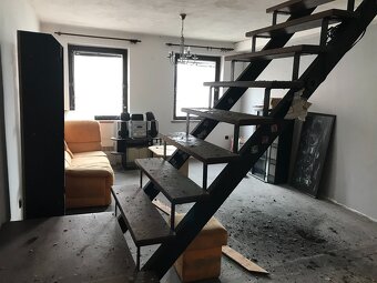 Vícegenerační dům 5+1, nebo 3 byty - Uherský Brod - 10