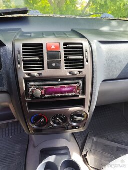 Hyundai getz 1.1 , rv . 2002 bourane - 10