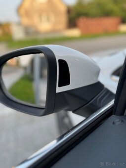 Volkswagen Golf 8 1.5eTSI DSG Style - 10