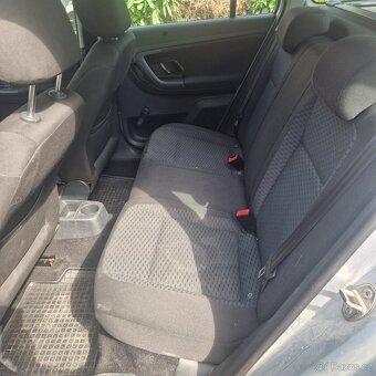 Prodám na dily nebo prihlaseni fabia 2 1.6 tdi combi facelif - 10