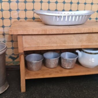 Dětská kuchyňka z 1. republiky (30. léta) – původní stav - 10