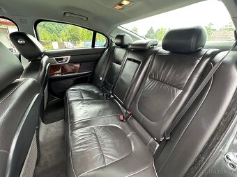 Jaguar XF 3.0 v6 Top stav - 10