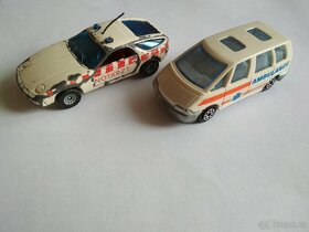 autíčka - angličáky ambulance (sanitky) - 10