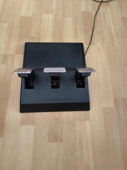 Thrustmaster T300RS GT EDITION + Thrustmaster TH8A Shifter - 10