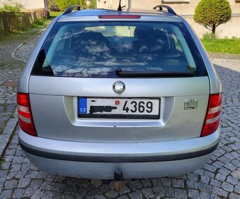 ŠKODA FABIA 1.4 16V 59Kw Combi 2008 - 10