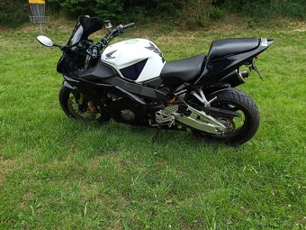 Honda CBR 954 - 10
