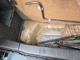 Suzuki Jimny G13BB 1990 - 10