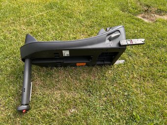 Autosedačka Cybex Aton S2 I-Size + základna isofix 2023 - 10