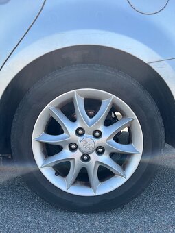 Kia Cee’d 1.4i 80 kW (2009) – benzín - 10