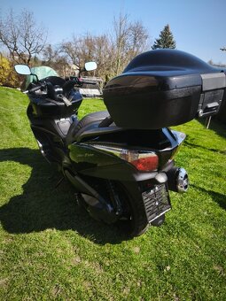 Honda SW-T400 (2011) kufr, jen 6500km, po servisu - 10