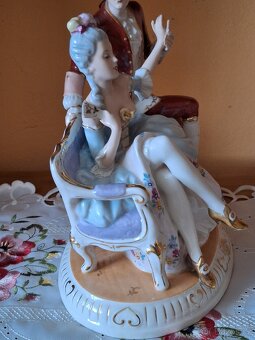 KANAPÍČKO porc.soška ROYAL DUX CHECHOSLOVAKIA výš.27cm - 10