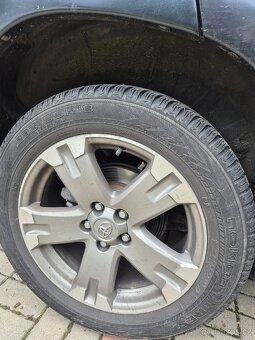 Toyota RAV4 - 10