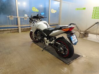 Honda CBF600S - 10