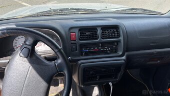 Pordám Suzuki Jimny 2006 - 10