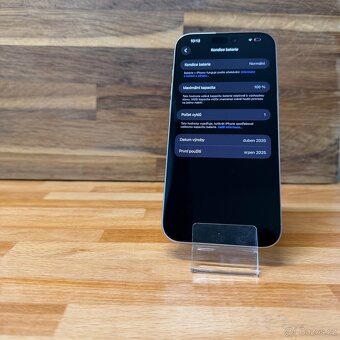 IPhone 16 Pro Max 256GB, bílý, 100% bat., eSIM (záruka) - 10