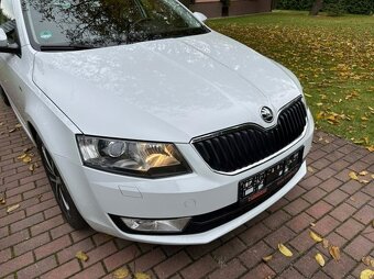 Škoda Octavia 1.6Tdi 81kw Edition - 10