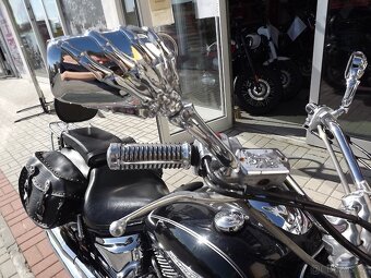 Yamaha XVS 1100 DragStar - 10
