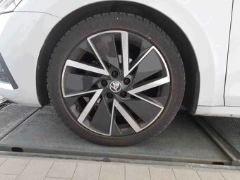 Škoda Octavia sport TDI 85kw manuál/LED/virtual/klima/kessy - 10